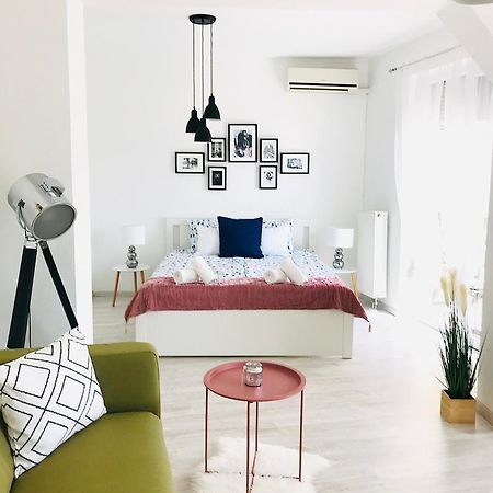 Belvarosi Studio Apartman Kecskemet Ngoại thất bức ảnh