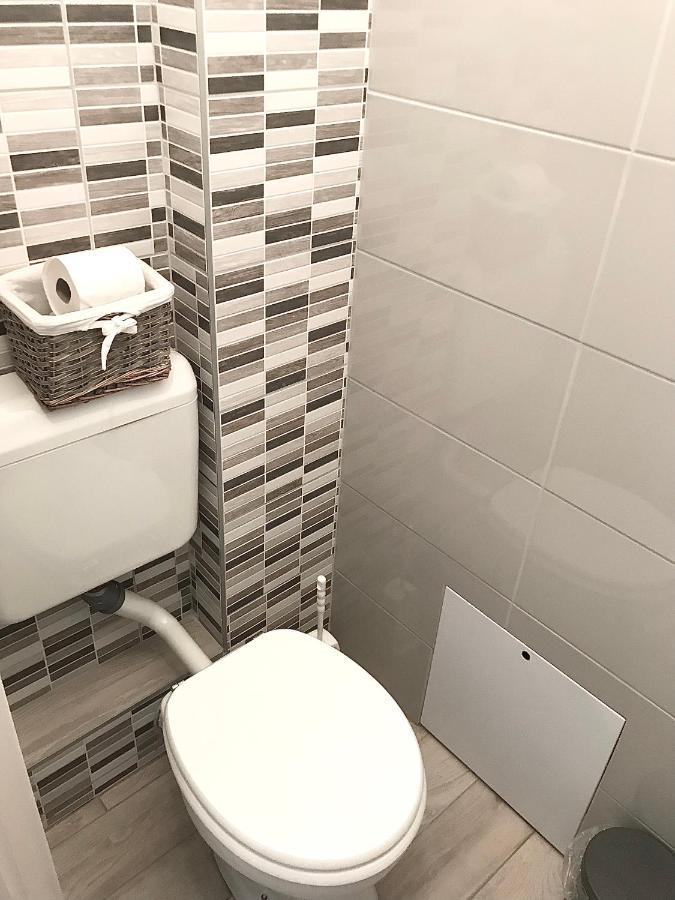 Belvarosi Studio Apartman Kecskemet Ngoại thất bức ảnh
